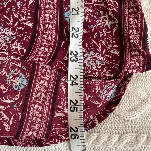 Pink Rose Semi Sheer Burgundy Floral Blouse Women's size medium - Picture 7 of 13